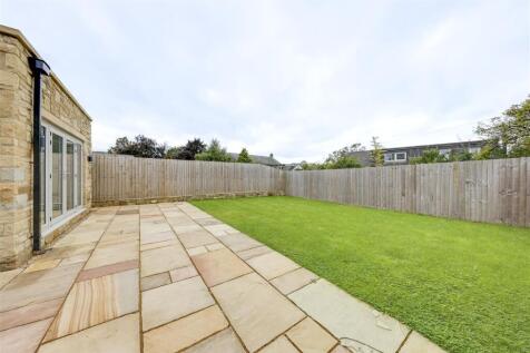 Rear Patio &amp; Garden