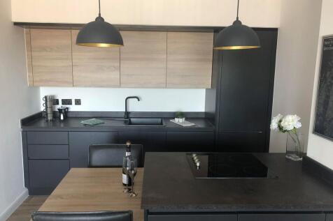 101186557_9740059830