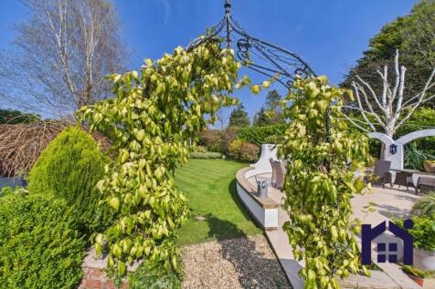 Side garden