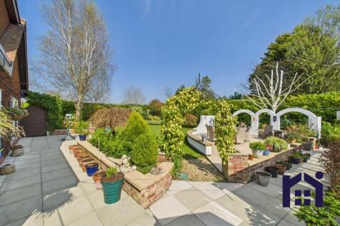Side garden