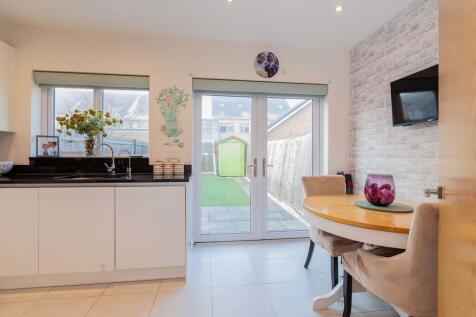 6 Wallingford Way...