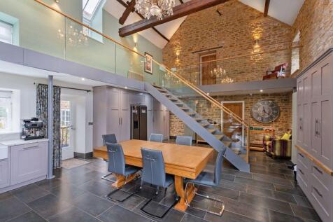 Main Kitchen/Family Room