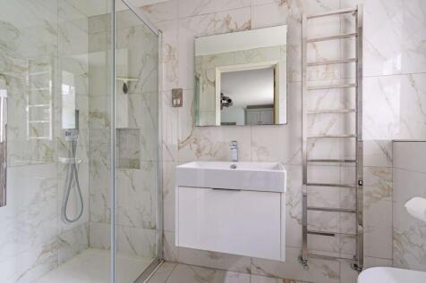 Bedroom Three En-Suite