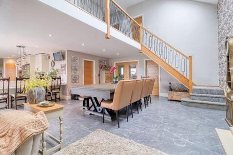 Kitchen/Diner/Lounge