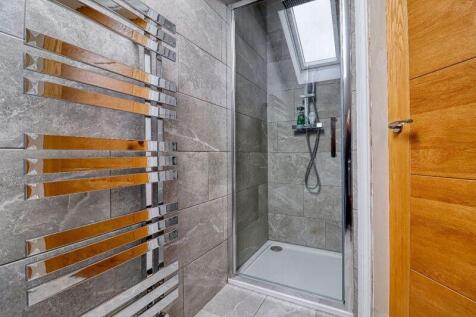 Bedroom Three En-Suite