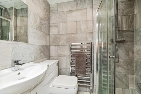 pbox-bathroom-322573.jpg