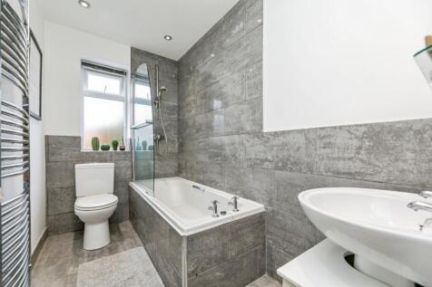 pbox-bathroom-326971.jpg