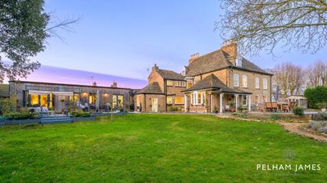 Garden - Crawford House, Crowland