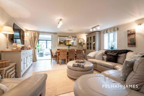 Kitchen/Dining Room, Elm Barn, Morton