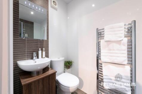 En Suite, Elm Barn, Morton