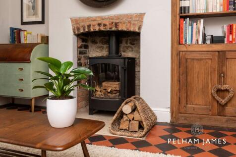 Family Snug, Stone Cottage, Clipsham, Rutland