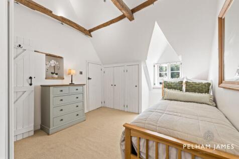 Bedroom Two, The Old Smithy, Castor