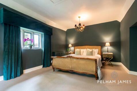 Bedroom One, The Friary, Maxey