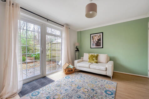 1383885-28-694137...