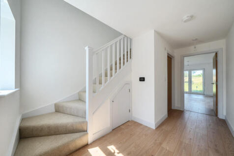 1303880-7-6877d91...