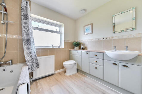 1358406-13-68d3c9...