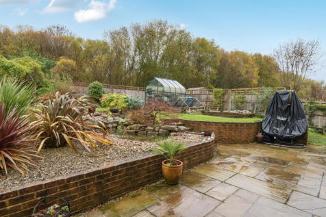 1385860-9-69286f7...