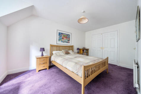 1302504-4-683d6e6...