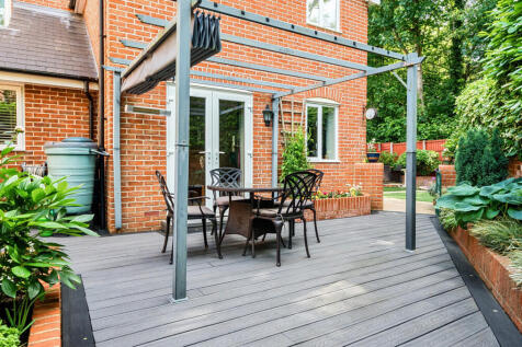 1302504-14-683d7c...