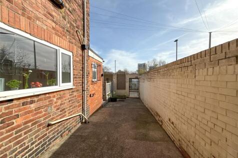 Rear Courtyard
