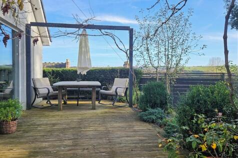 To Book A Viewing Call TPS Lostwithiel on 01208 87