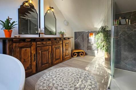To Book A Viewing Call TPS Lostwithiel on 01208 87