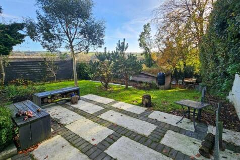 To Book A Viewing Call TPS Lostwithiel on 01208 87