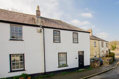 To Book A Viewing Call TPS Lostwithiel on 01208 87