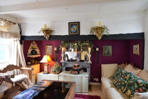 To Book A Viewing Call TPS Lostwithiel on 01208 87