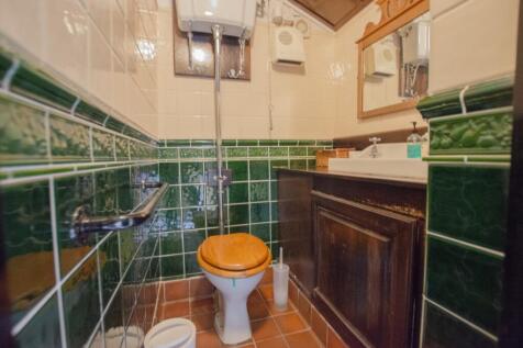 To Book A Viewing Call TPS Lostwithiel on 01208 87