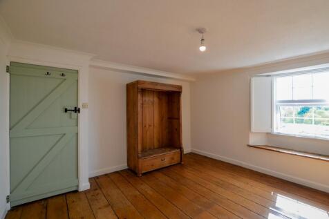 To Book A Viewing Call TPS Lostwithiel on 01208 87
