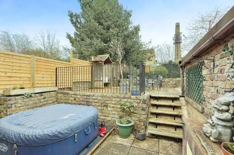 REAR PATIO &amp; HOT TUB