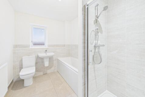 Rosehip family bathroom