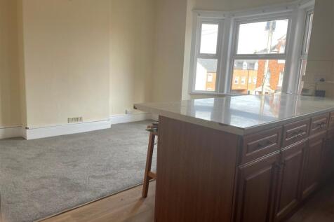 14a Badby Road - Kitchen Living.jpg