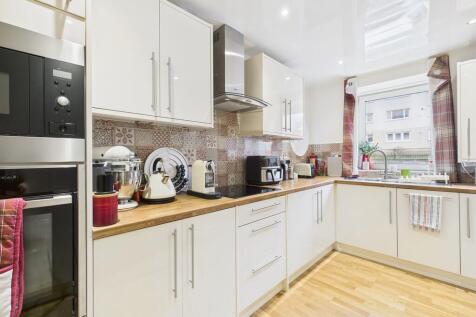 CAM05526G0-PR0054...