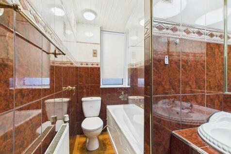 CAM05526G0-PR0077...