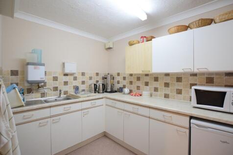 Communal Kitchen