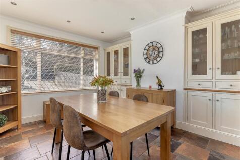 Dining Kitchen - E.jpg