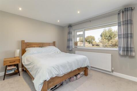 Master Bedroom - A.jpg