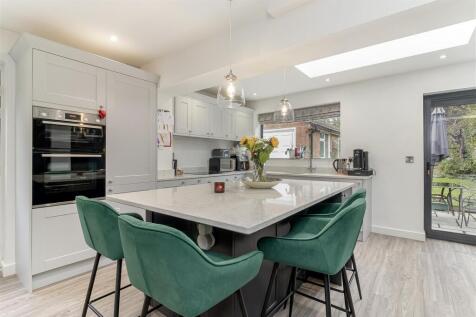 Dining Kitchen - E.jpg