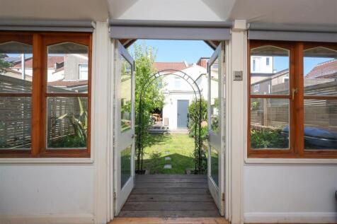 Property Image 25