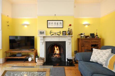 44 Logan Road 19.JPG