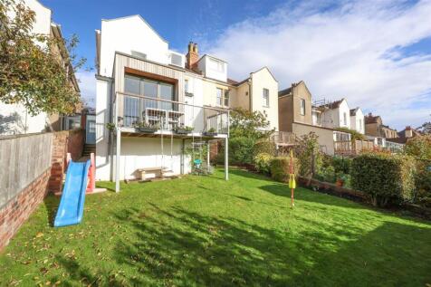 44 Logan Road 36.JPG