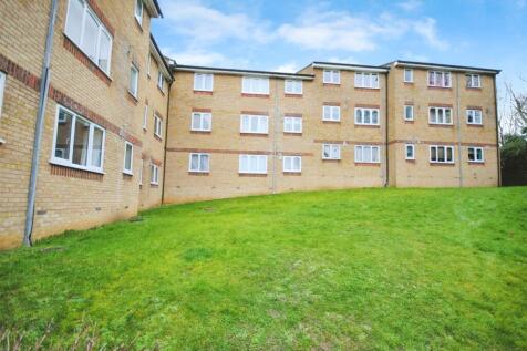 CHISWELL COURT COMMUNAL GARDENS