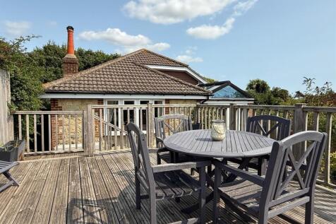 Sundeck to Bungalow.jpg