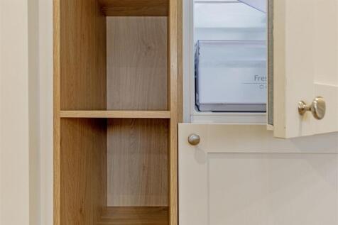 Superb Re-fitted Kitchen