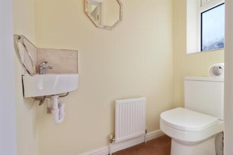 Cloakroom/WC