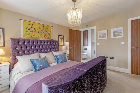 Principal Double Bedroom