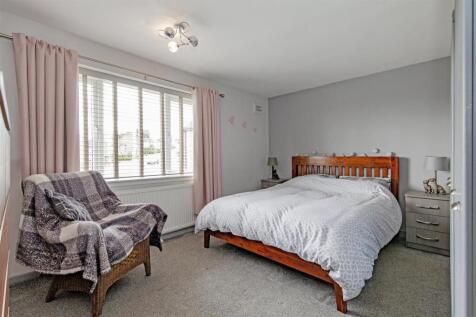 Front Double Bedroom