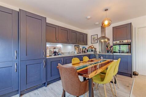 Open Plan Living/Kitchen Area